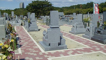 曹流寺墓苑(平和公園内)