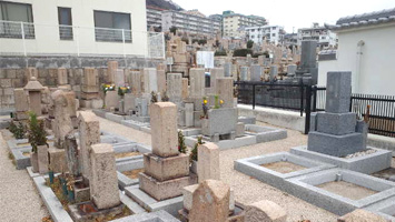 法泉寺春日野墓地