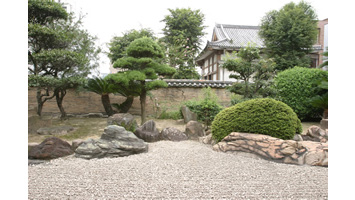 堺祥雲寺庭園墓地