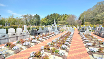 緑山霊園　合掌の杜