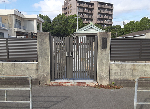 大阪市設　赤川霊園